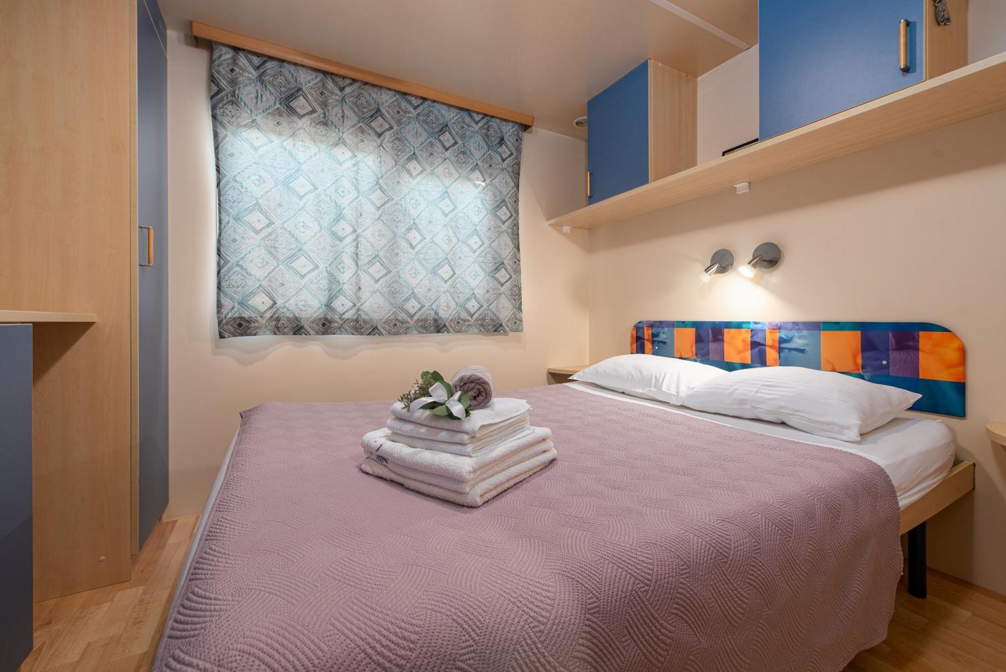 Camp Mrkva Mobile Homes With Pool Sukošan Exteriör bild