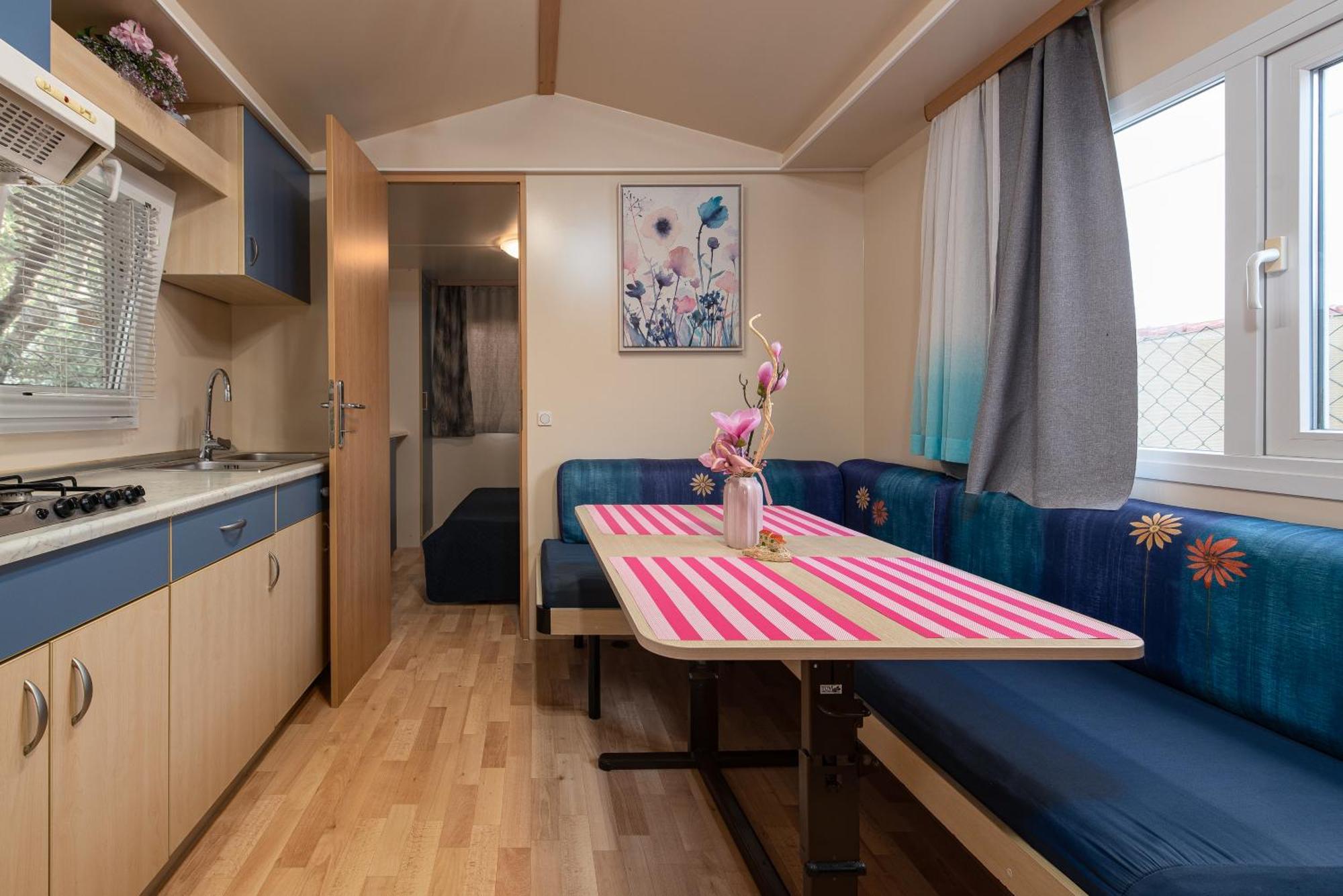 Camp Mrkva Mobile Homes With Pool Sukošan Rum bild